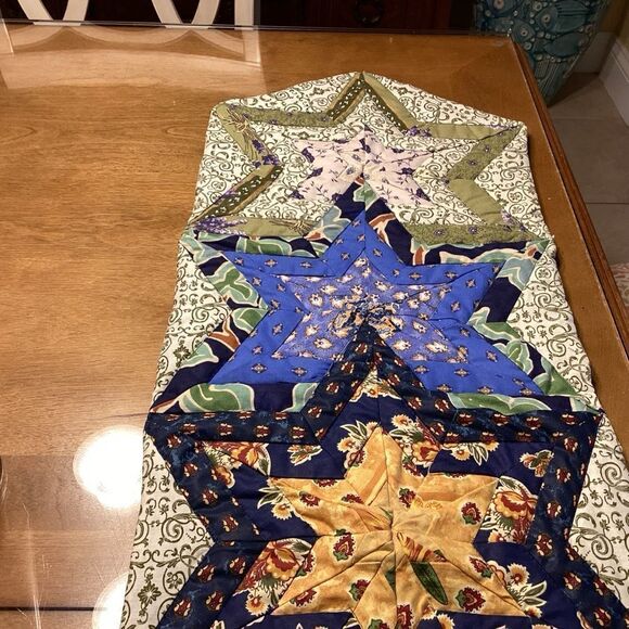 NWT. French Fabrics Stars Runner - Picture 7 of 11